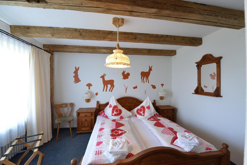 Landhaus Waldfrieden Hotel Tengen Екстериор снимка